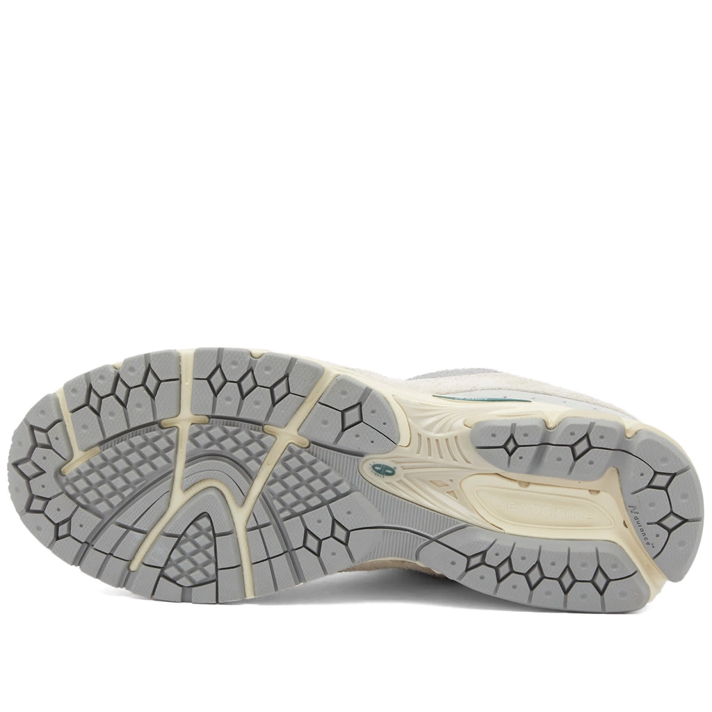 New Balance M2002REK Linen